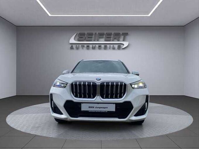 BMW X1 sDrive18i M Sport I AHK I Harman I PANO