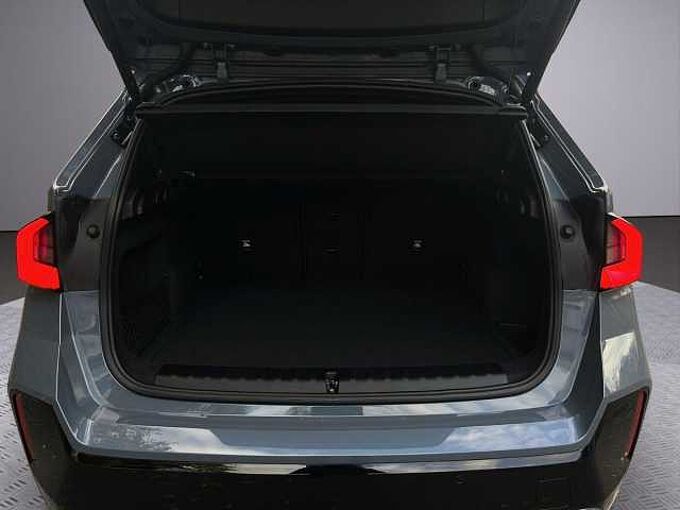 BMW X1 xDrive20d M-Sportpaket PRO / AHK / Pano /