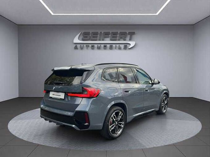 BMW X1 xDrive20d M-Sportpaket PRO / AHK / Pano /