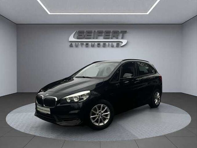 BMW 216d Active Tourer / NAVI / Driv.+Park.Ass. /