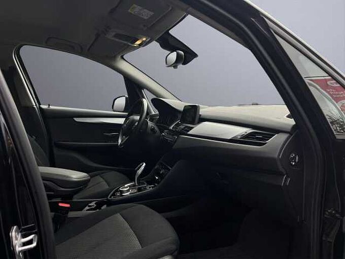 BMW 216d Active Tourer / NAVI / Driv.+Park.Ass. /
