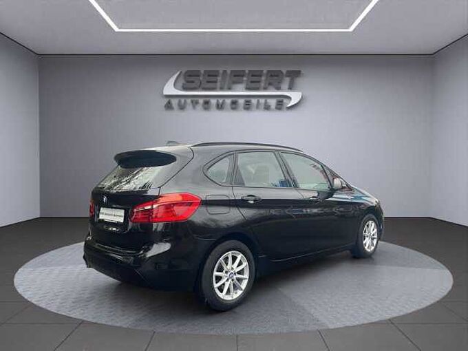 BMW 216d Active Tourer / NAVI / Driv.+Park.Ass. /