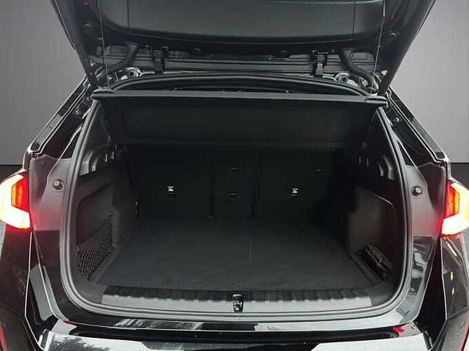 BMW X1 sDrive18i | M-SPORT | AHK | Pano