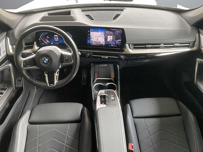 BMW X1 sDrive20i | M-SPORT | AHK | PANO | HARMAN |