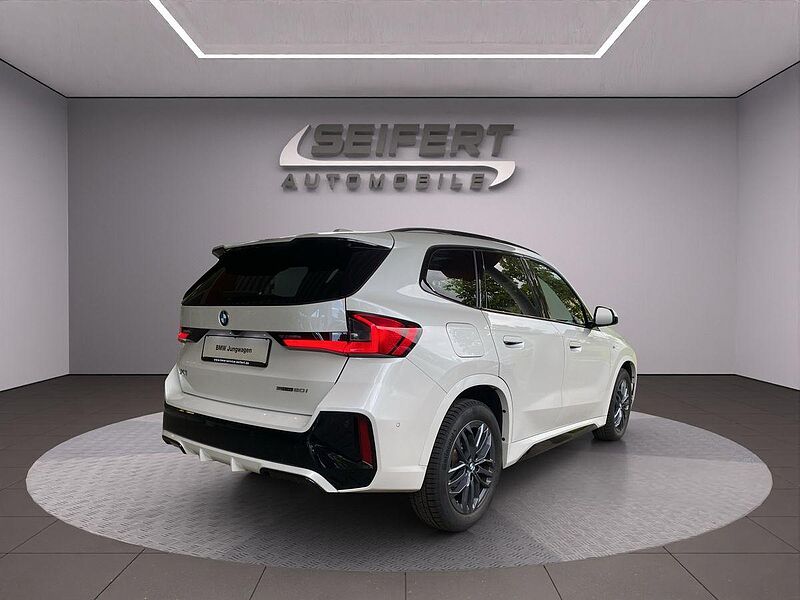 BMW X1 sDrive20i | M-SPORT | AHK | PANO | HARMAN |