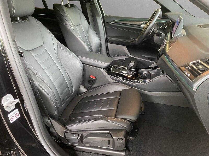 BMW X4 xDrive20i | M-SPORT | LASER | AHK | PANO |