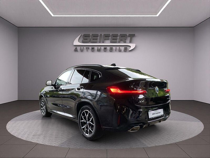 BMW X4 xDrive20i | M-SPORT | LASER | AHK | PANO |