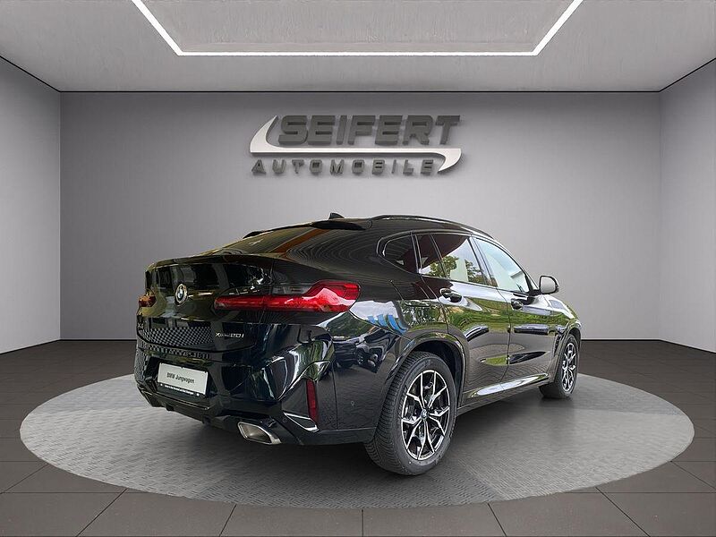 BMW X4 xDrive20i | M-SPORT | LASER | AHK | PANO |