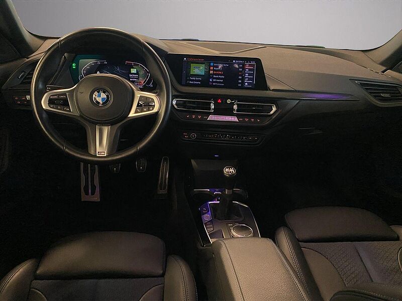 BMW 218i Gran Coupé I M Sport I HUD I PANORAMA I NAVI I LED I