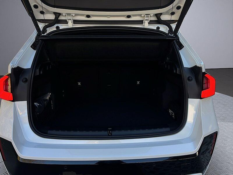 BMW X1 sDrive18i M-SPORT | Pano | AHK |