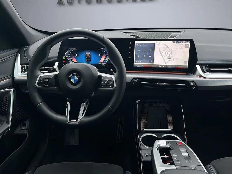 BMW X1 sDrive18i | M-SPORT | AHK | Pano