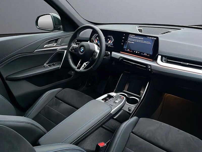 BMW X1 sDrive18i | M-SPORT | AHK | Pano