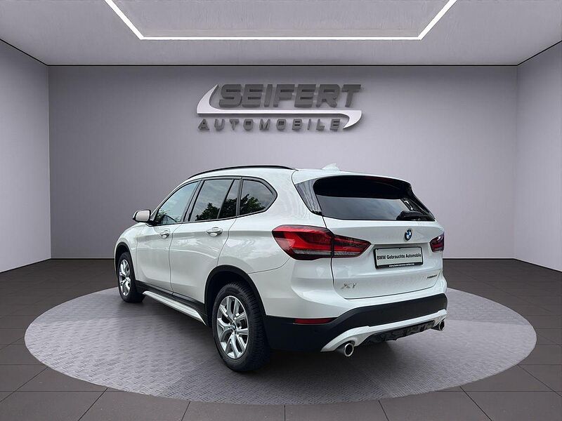 BMW X1 xDrive20i | AHK | Sport-Line | Driv. Ass. |